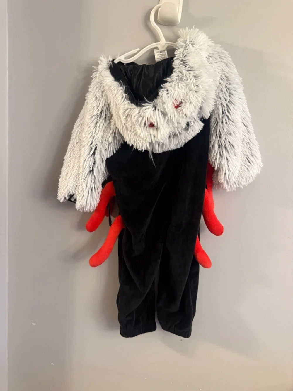 Toddler Spider Halloween Costume 18-24 Months Plush Hooded Red Legs Baby Costume - Picture 2 of 6